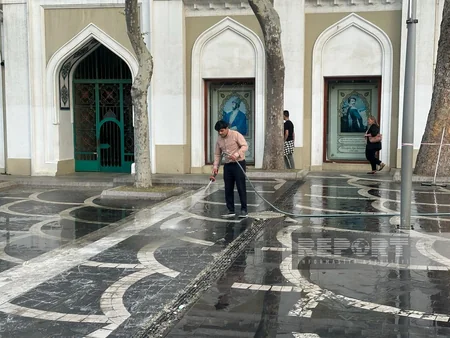 “Azərsu”: Bakının mərkəzində kanalizasiya borularındakı tıxanma aradan qaldırılıb - VİDEO