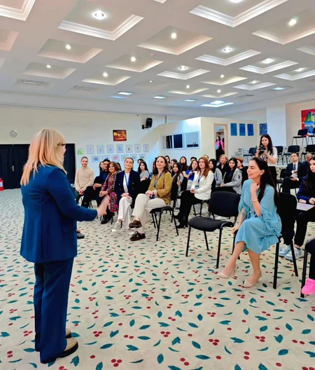 Leyla Əliyeva  Oxbridge Baku Akademiyasında olub