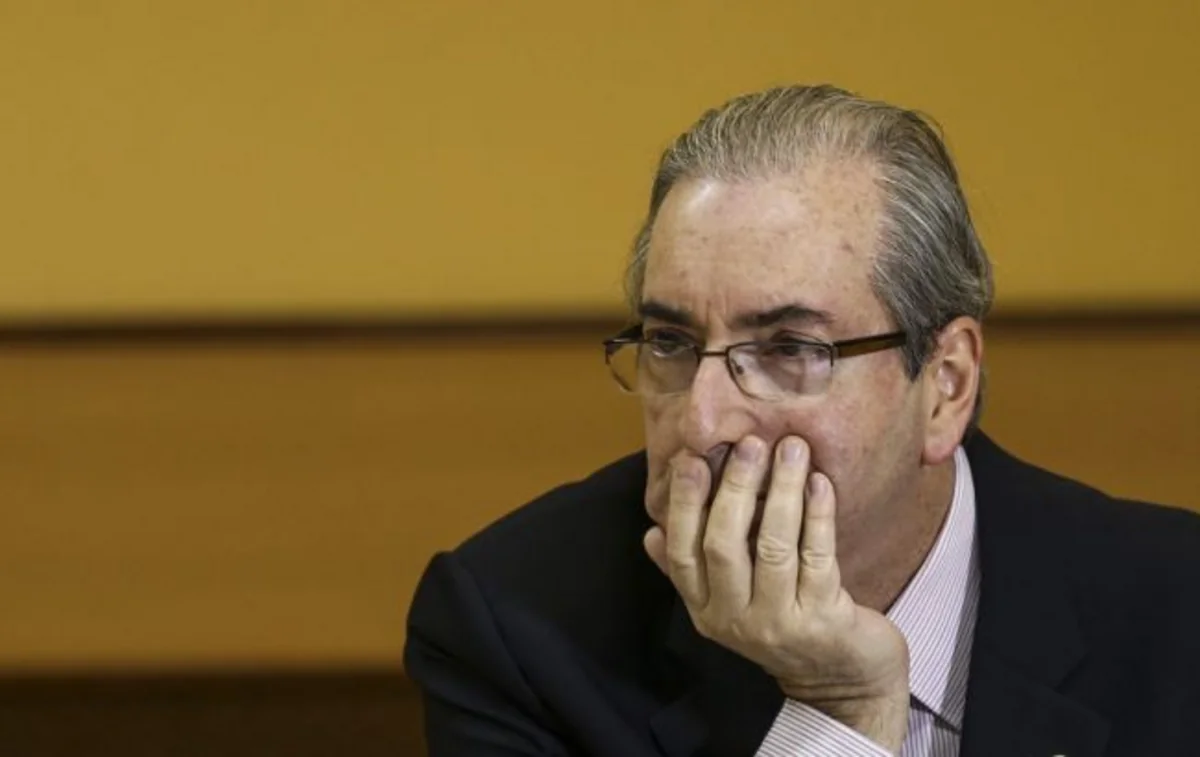 Braziliya parlamentinin aşağı palatasının spikeri mandatından məhrum edilib