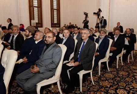 Roma Papası Heydər Məscidində olub