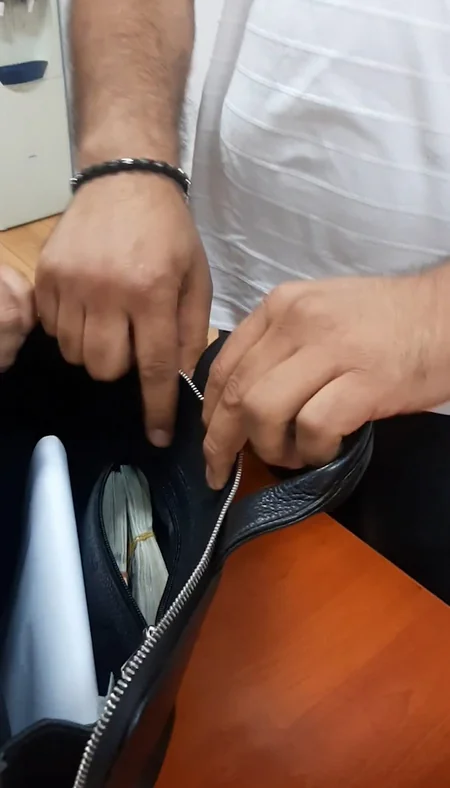 Azərbaycandan külli miqdarda xarici valyuta çıxarılmasının qarşısı alınıb