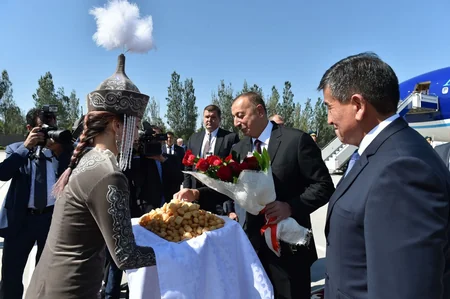 President Ilham Aliyev arrived in Kyrgyzstan for a visit