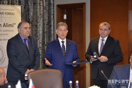 “2016-cı İlin Alimi” və “2016-cı İlin Gənc Alimi” mükafat müsabiqəsinin nəticələri açıqlanıb