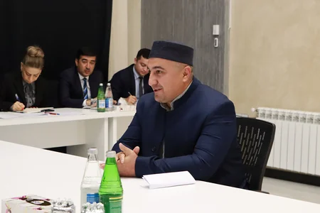 Dini Komitənin sədri Şamaxıda vətəndaşları qəbul edib