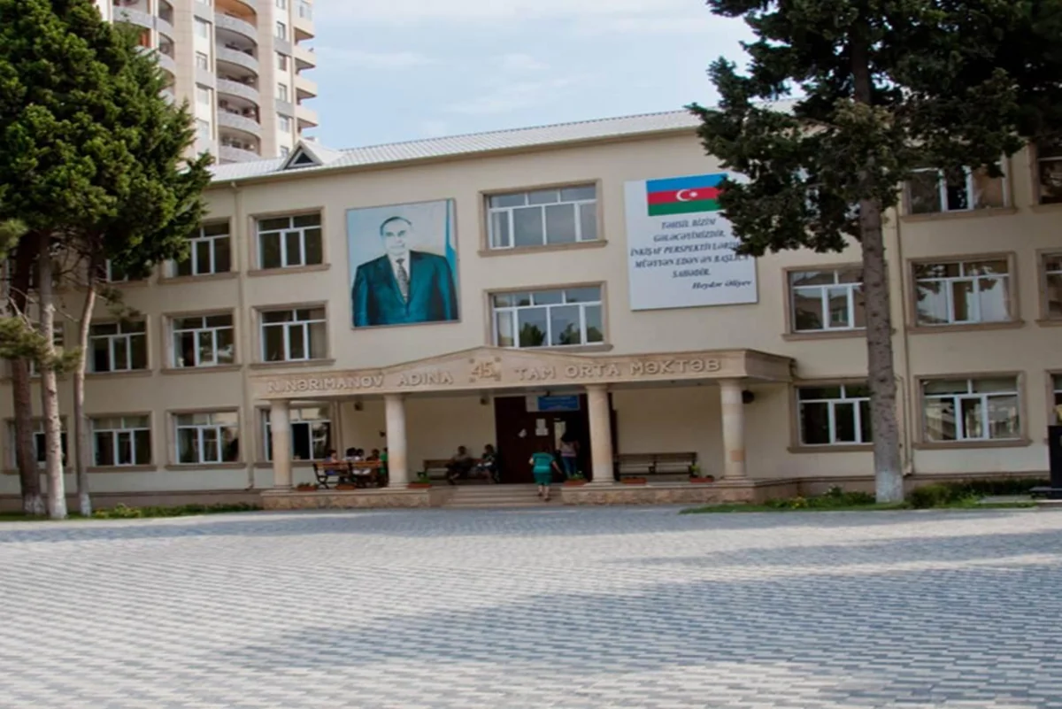 Bakıda koronavirusa görə bağlanan məktəb açılıb