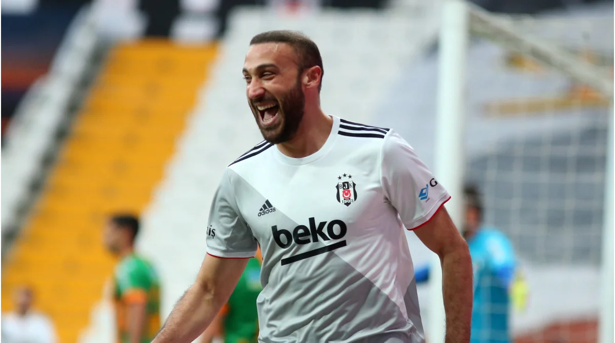 Beşiktaşın iki ulduzu Neftçi ilə oyunu buraxacaq