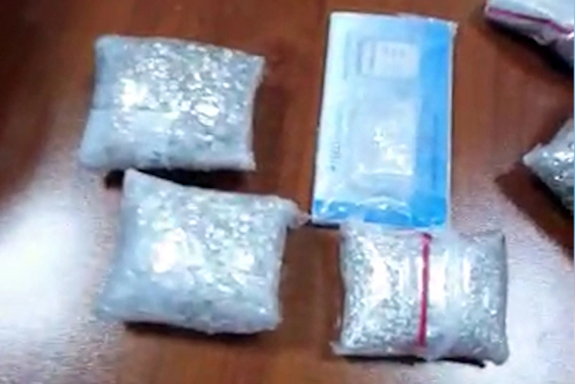Azərbaycan gömrükçüləri külli miqdarda brilyant qaşlar müsadirə edib