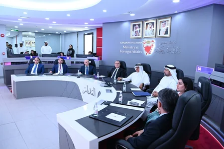 Jeyhun Bayramov visits Bahrain National Museum and Al-Madar Center