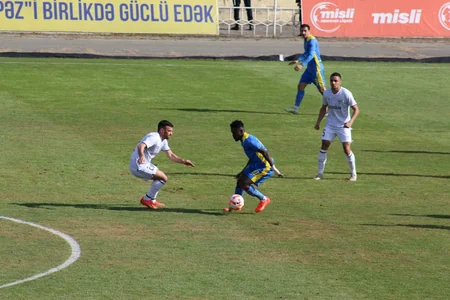 Premyer Liqa: Qarabağ Kəpəzlə heç-heçə edib
