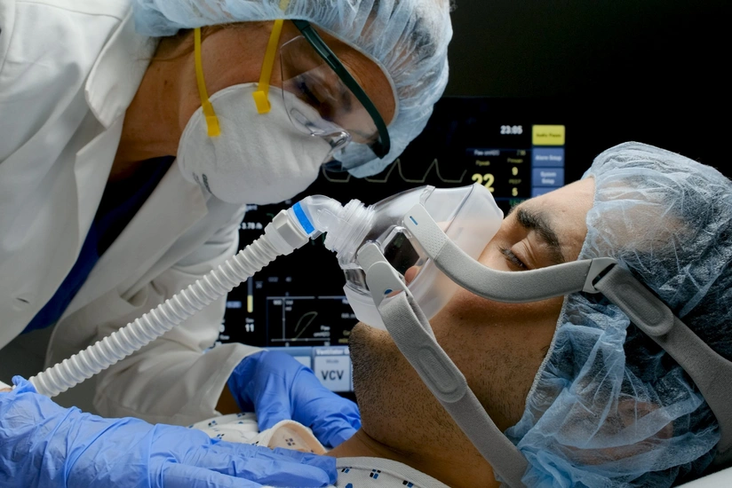 Gürcüstanda 97 tibb işçisi COVID-19-a yoluxub