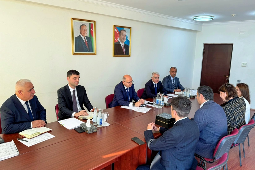 Energetika naziri Füzulidə vətəndaşları qəbul edib