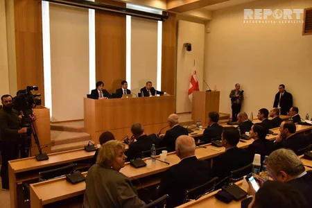 Gürcü nazir: Tbilisidəki Heydər Əliyev adına Teatrla bağlı məsələ müsbət həllini tapacaq