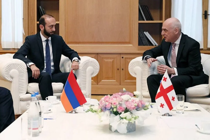 Gürcüstan və Ermənistanın xarici işlər nazirləri bölgədəki kommunikasiyaların açılmasını müzakirə ediblər