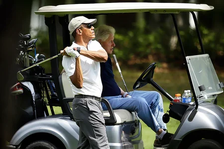 Barak Obama öz məzuniyyətini necə keçirir? - FOTO