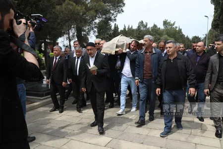 Xalq artisti Aftandil İsrafilov dəfn edilib - YENİLƏNİB-2