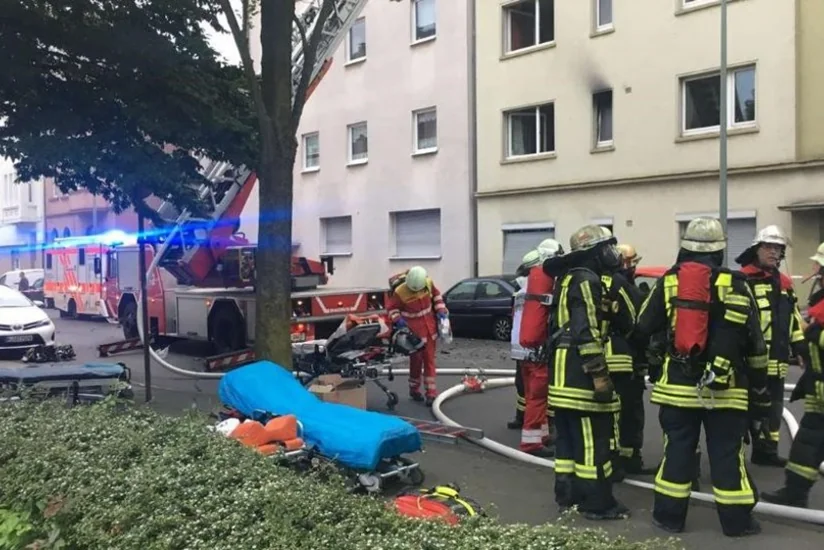 В здании в немецком городе произошел пожар: 2 человека погибли, 28 ранены