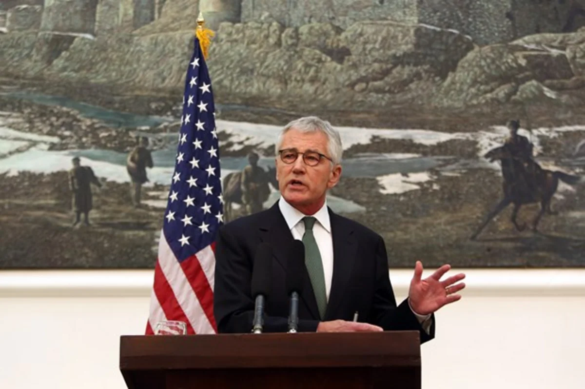 Over 10,000 US troops to stay in Afghanistan in 2015