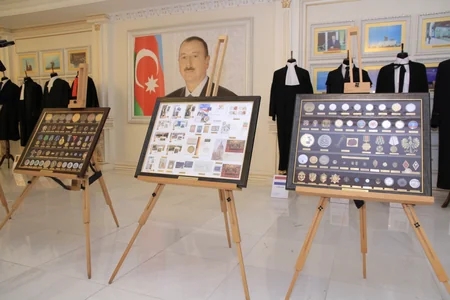 Sumqayıtda Dünya Vəkil Cübbələri və Atributları sərgisi keçirilir