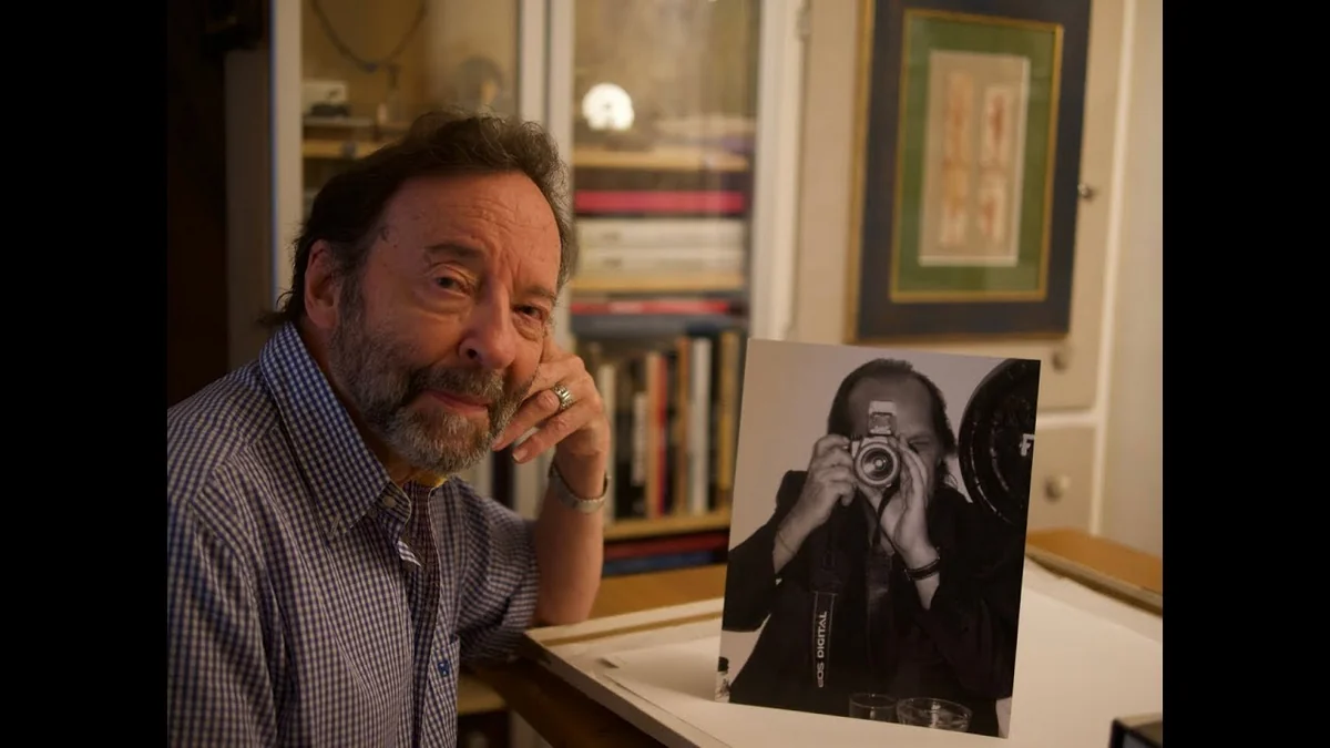 Parisdə məşhur fotoqraf donaraq ölüb