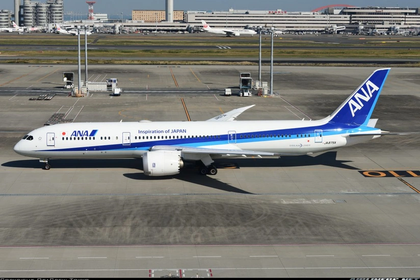 Plane headed from Japan to Germany makes emergency landing in Russia