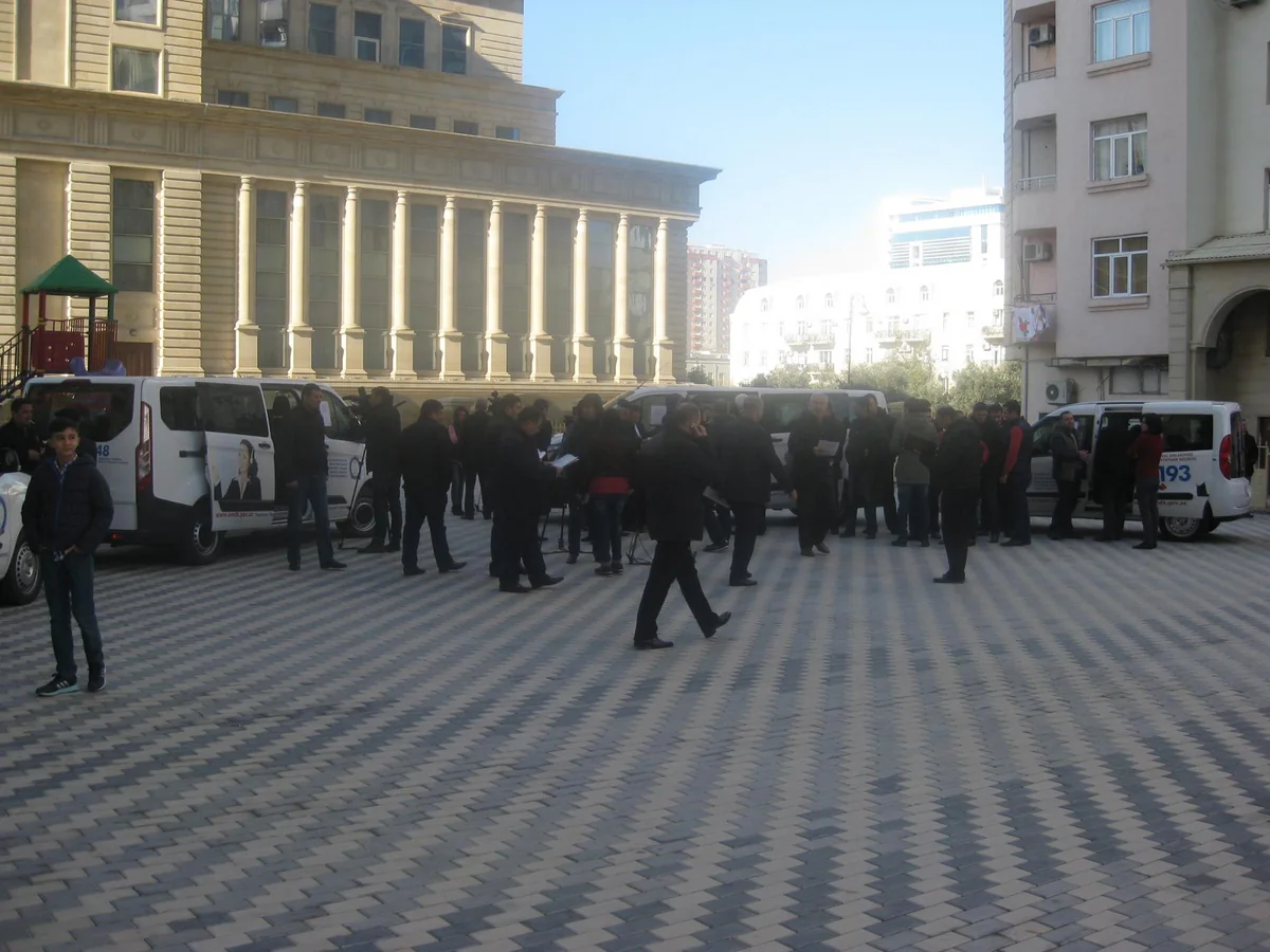 ​Bakıda Kütləvi çıxarış kampaniyası keçirilib