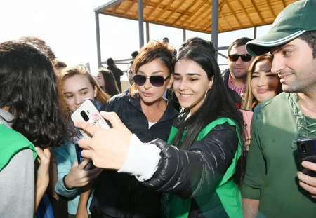 President Ilham Aliyev and first lady Mehriban Aliyeva attended tree-planting campaign in Khatai district, Baku