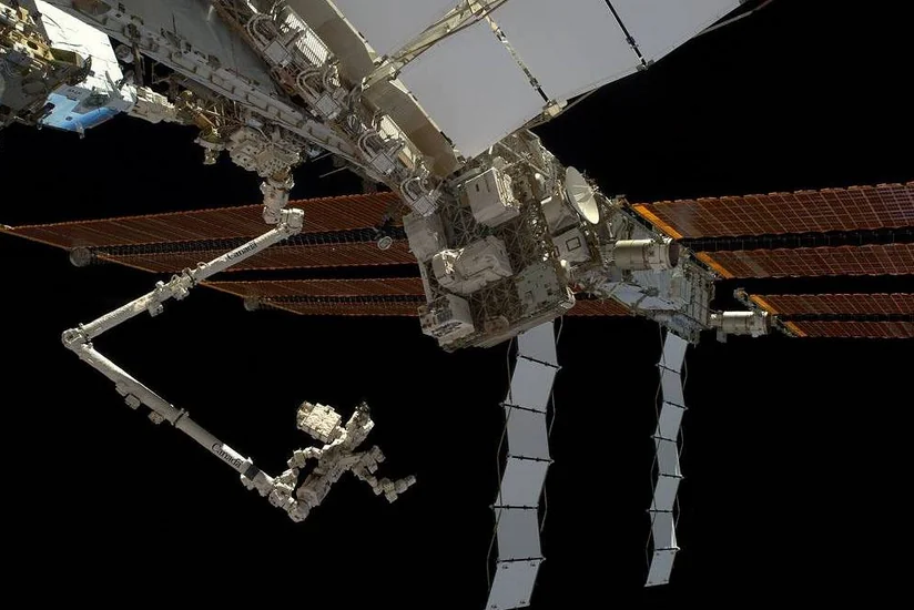 Астронавты NASA установили новые батареи на поверхности МКС