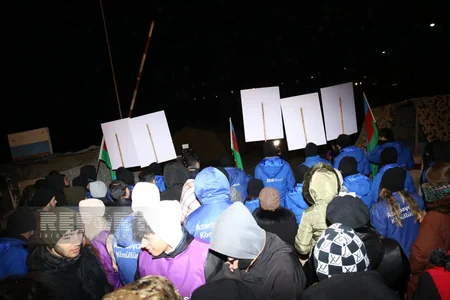 На дороге Ханкенди-Лачын продолжается акция протеста