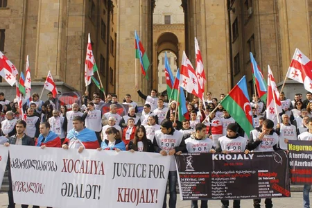 Tbilisidə Xocalıya ədalət kampaniyası çərçivəsində yürüş keçirilib