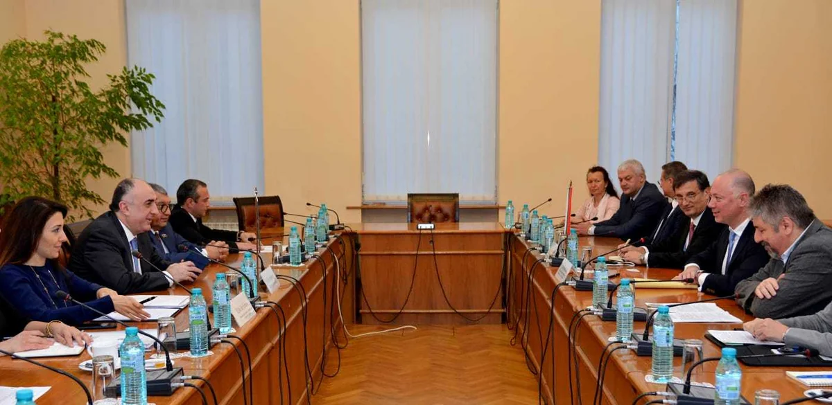 Azerbaijan, Bulgaria mull energy, transport cooperation