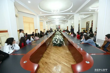 BDU-da ümummilli lider Heydər Əliyevə həsr olunmuş məqalə müsabiqəsinin qalibləri mükafatlandırılıb