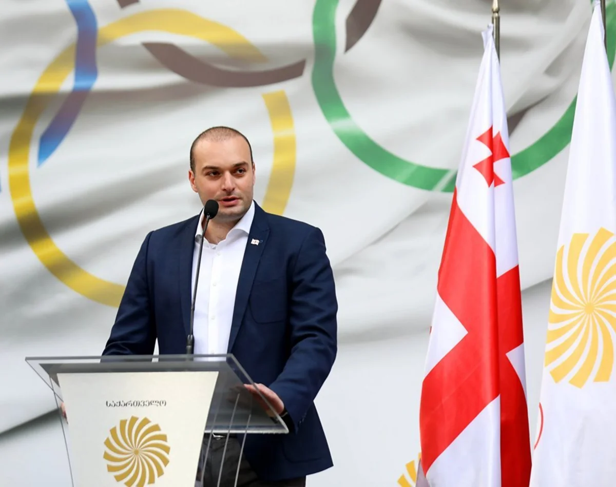 Gürcüstanın baş naziri “Bakı-2019”da iştirak edəcək idmançılarla görüşüb