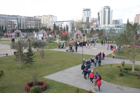Heydər Əliyev Fondu uşaq evlərinin sakinləri üçün əyləncə proqramı təşkil edib
