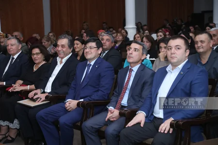 “Heydər Əliyev İli” çərçivəsində “Azərbaycan-Amerika Mədəniyyət körpüsü: Cefri Verbok” adlı tədbir keçirilib 