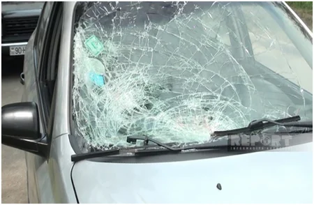 Kürdəmirdə ağır yol qəzası olub, bir nəfər ölüb