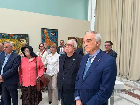 Moskvada azərbaycanlı rəssamın sərgisi açılıb