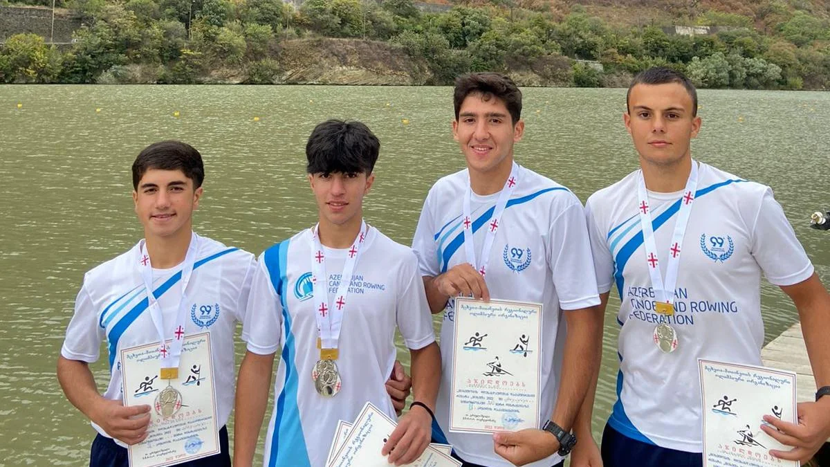 Azərbaycan avarçəkənləri Gürcüstanda 4 medal qazanıb