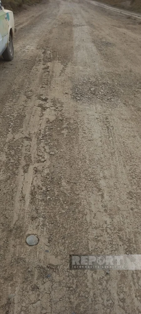 Kürdəmirdə Çərtəyəz kəndinin yolları bərbad vəziyyətə düşüb