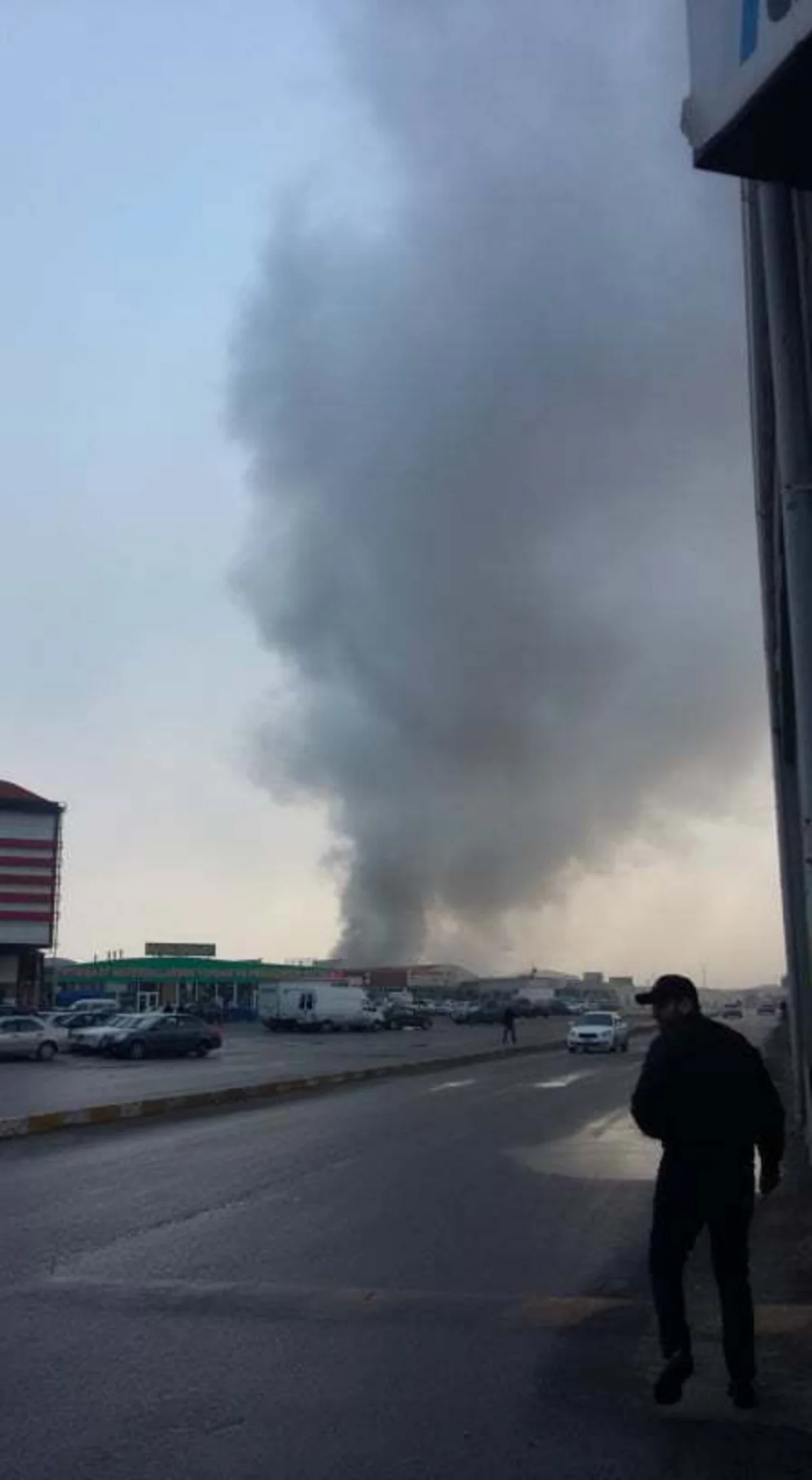 “Sədərək” ticarət mərkəzində baş verən yanğın söndürülüb - FOTO