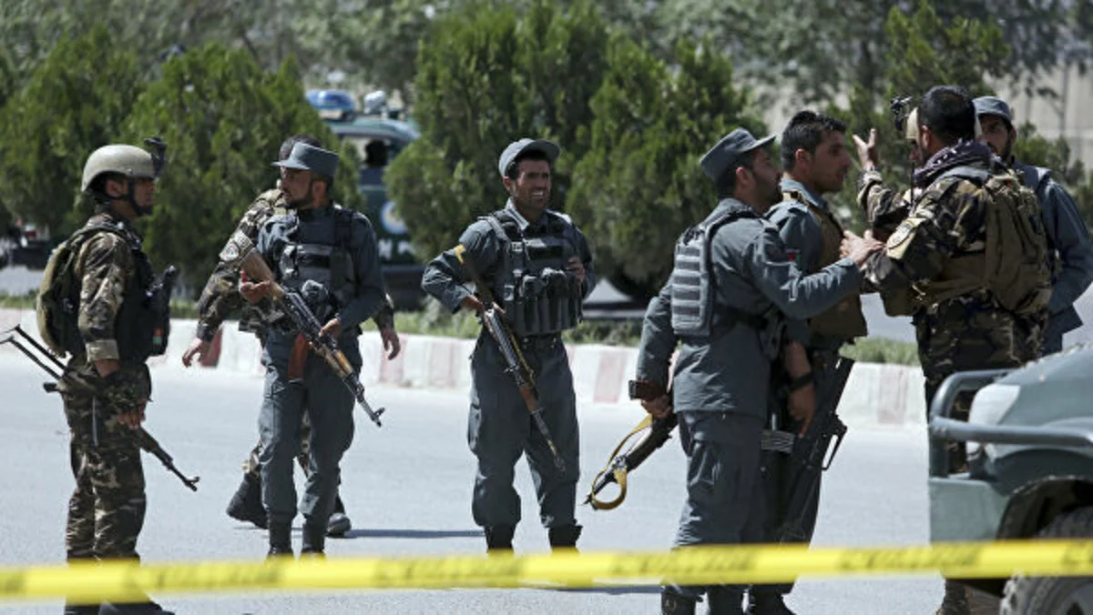 Taliban attack kills 10 Afghan forces