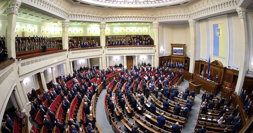Ukrayna Ali Radası hökumətin yeni tərkibini təsdiqləyib