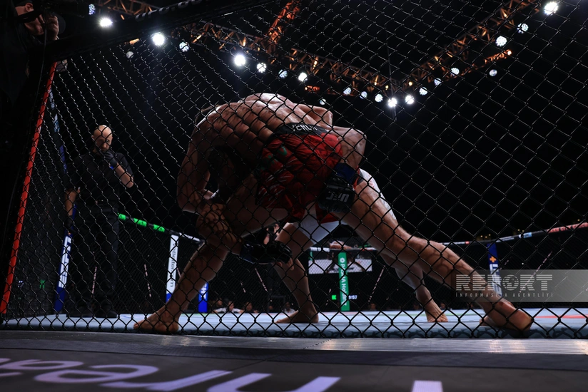 Bakıdakı UFC turnirində əsas döyüşlər başlayıb, tacikistanlı idmançı qələbə qazanıb
