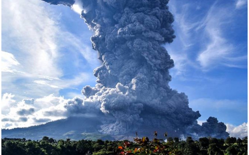 Death toll from volcanic eruption in Indonesia rises to 43