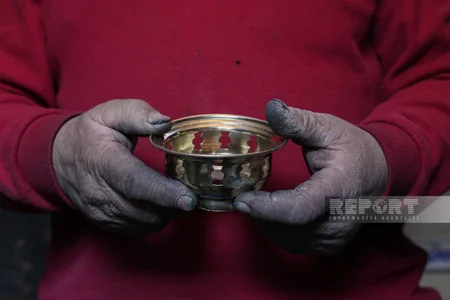 Dəyəri 10 min manat olan samovar, məmur aftafası və nadir əşyalar - Qalayçı emalatxanasından REPORTAJ