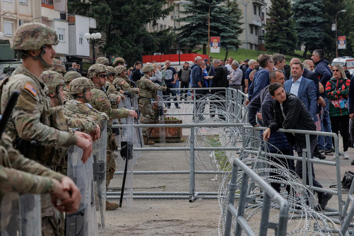 Турция по просьбе НАТО направит батальон сил спецназначения в Косово