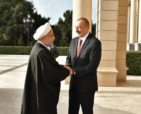 Azərbaycan Prezidenti ilə İran Prezidentinin görüşü olub - YENİLƏNİB