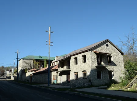President Ilham Aliyev examines projects of restoration and reconstruction of some buildings on Panah Ali Khan Street