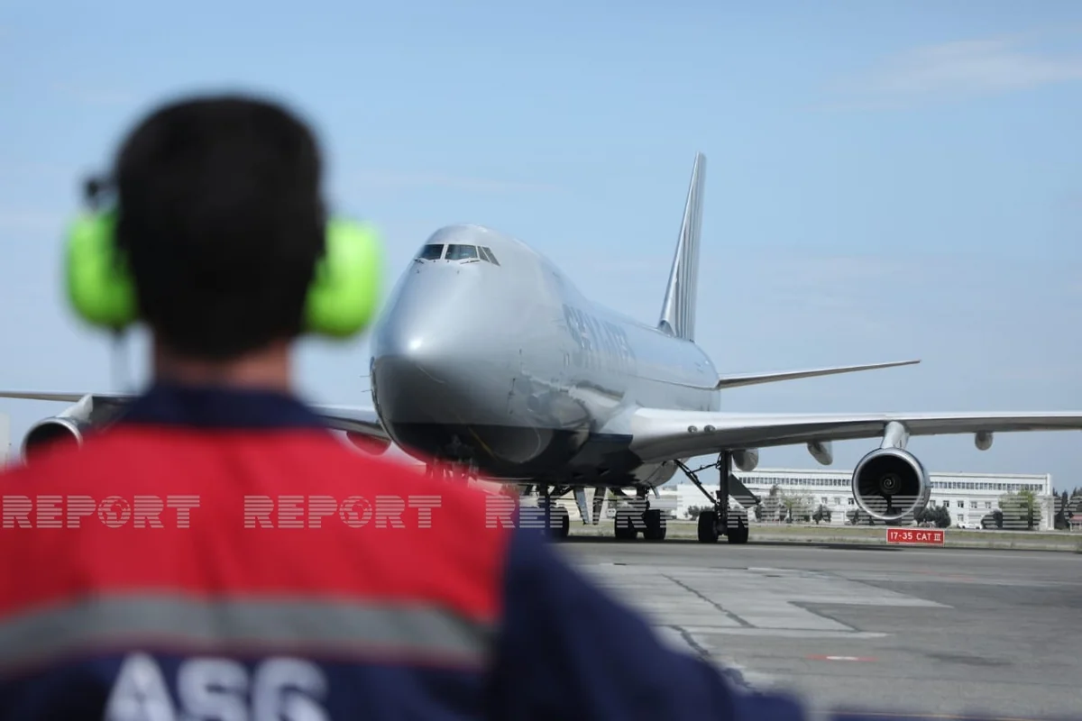 “Sputnik V” vaksininin ilk partiyası Azərbaycana gətirilib