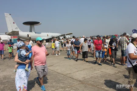 ​Buxarest BİAS-2016 ənənəvi beynəlxalq aviaşou keçirilir - FOTOREPORTAJ