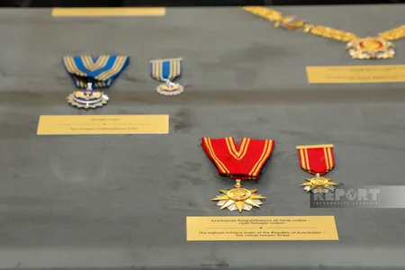 Dövlət Bayrağı Meydanındakı yenilənmiş Bayraq Muzeyi təqdim edilib